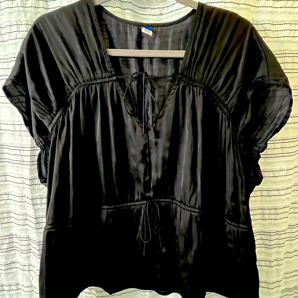 Old Navy black silk top with ties